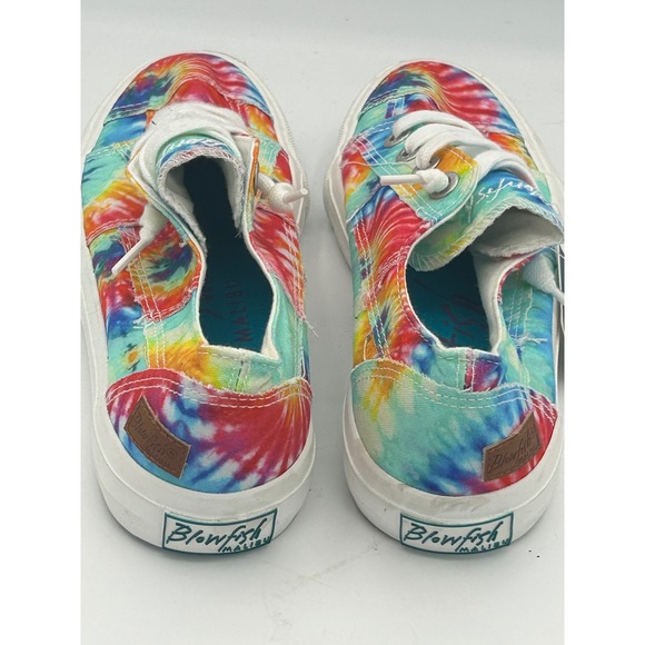 Blowfish Malibu Tie Dye Lace Up Sneakers Size 7.5 NWT Rainbow Canvas Women's - Picture 3 of 5